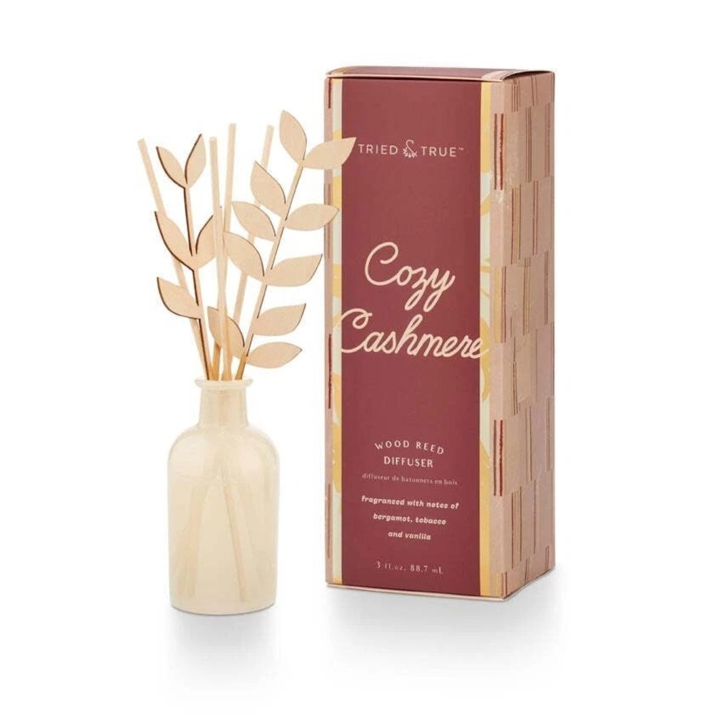 Illume Tried & True Leaf Reed Diffuser‎ 3 Oz. - Cozy Cashmere